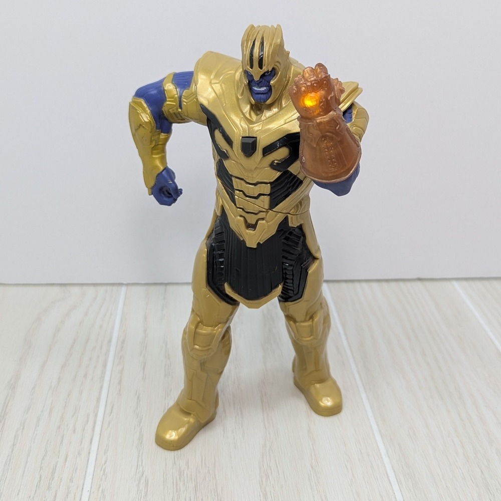 Marvel Thanos Action Figure 8" Lights‎ Sounds 2017 Avengers